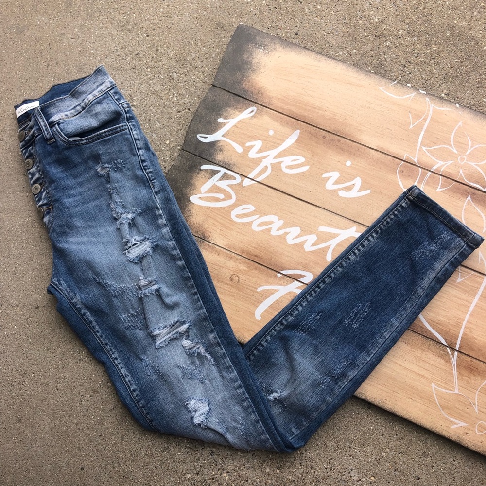 Kancan Distressed Jeans Size 27
